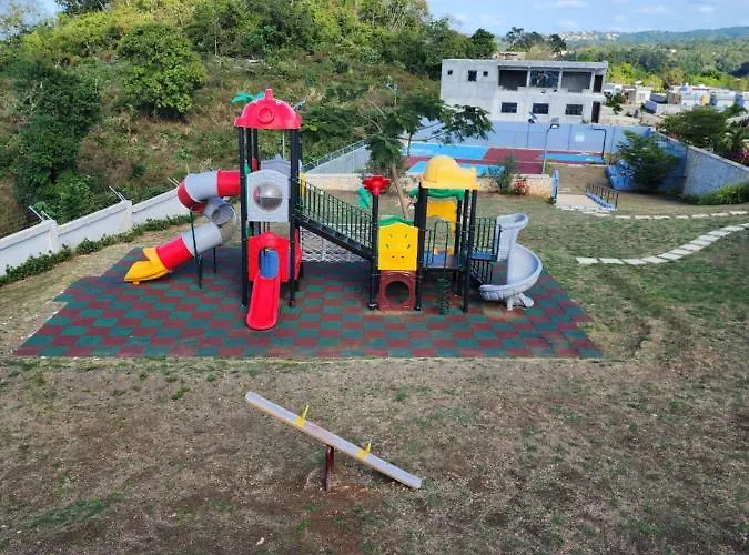 Pyramid Joy, 2 Bedroom Villa, Ocho Rios, Jamaica